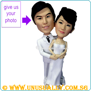 Custom 3D Lovely Hugging Wedding Couple Figurines